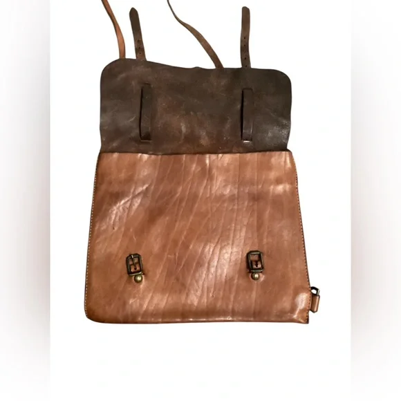 Campomaggi Leather Messenger Satchel (13″) - Picture 4 of 7